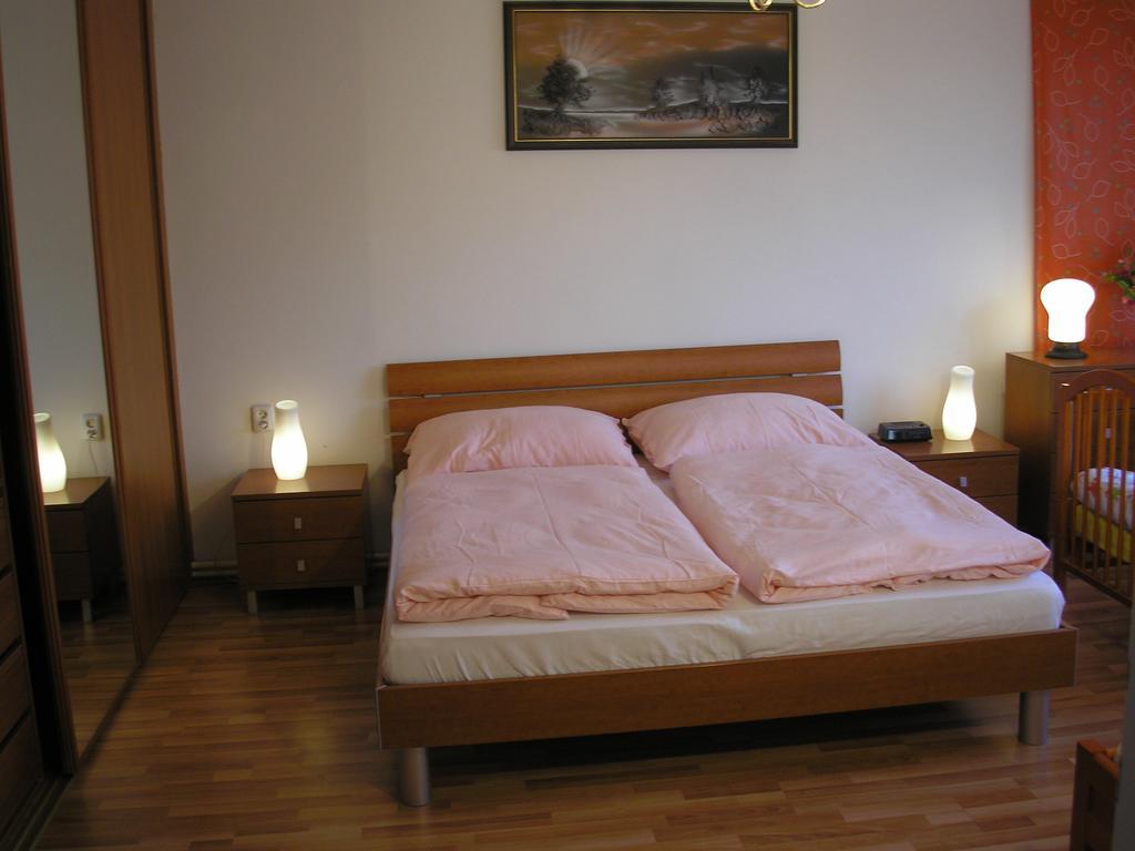 Vacation Apartment Up To 10 Bratislava Quarto foto
