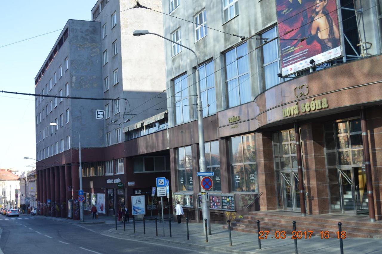 Vacation Apartment Up To 10 Bratislava Exterior foto